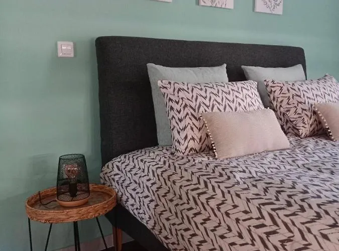 Central Lodge Apartment