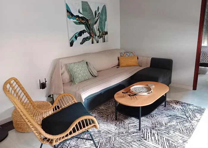 Central Lodge Apartment